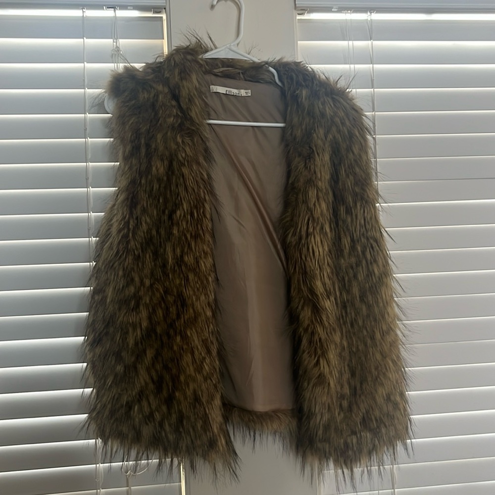 Like new! Faux fur vest